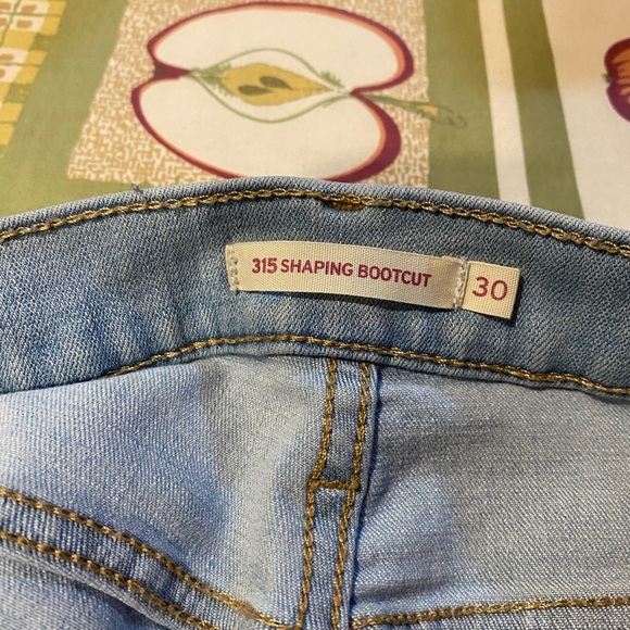 Levi's Light Blue 315 Shaping Bootcut Jeans - Picture 2 of 8